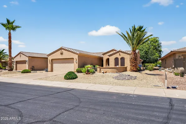 Property Slideshow image 2 of 50 | 16412 w peppertree ct, Surprise, AZ, 85387