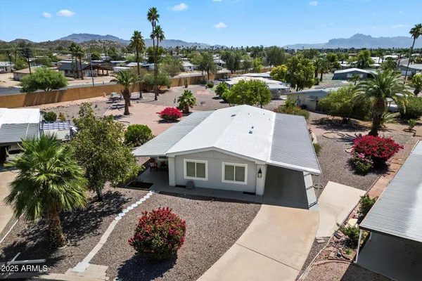 Property Slideshow image 3 of 37 | 427 s 80th way, Mesa, AZ, 85208