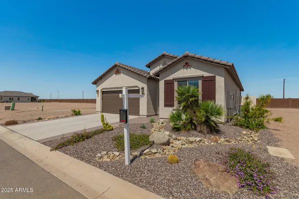 Property Slideshow image 3 of 49 | 5661 n coyote hill rd, Eloy, AZ, 85131