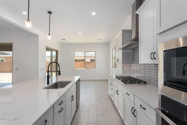 Property Slideshow image 3 of 47 | 24116 n 172nd ave, Surprise, AZ, 85387