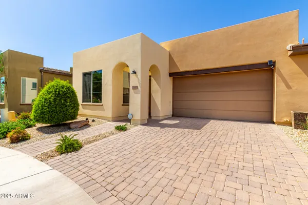 Property Slideshow image 3 of 26 | 748 e myrtle pass, Queen Creek, AZ, 85140