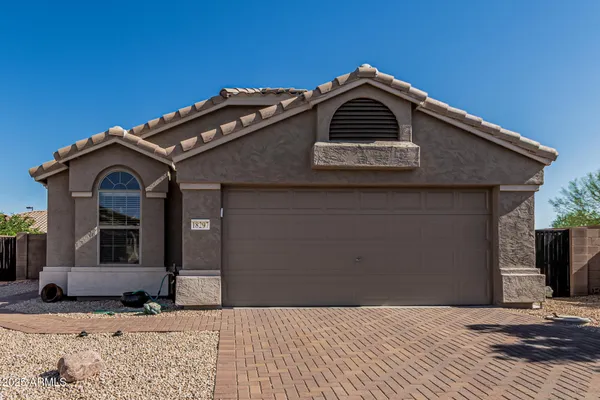 Property Slideshow image 2 of 31 | 18297 w spencer dr, Surprise, AZ, 85374