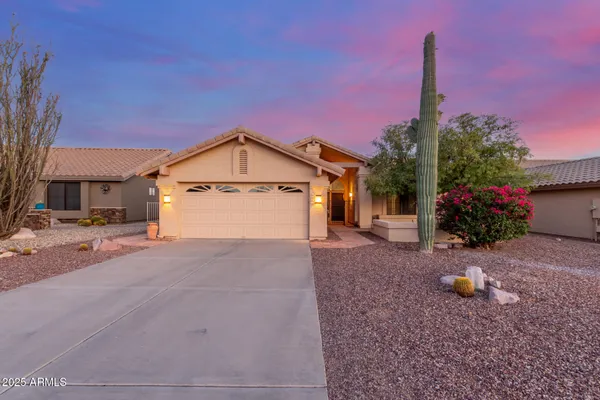Property Slideshow image 2 of 48 | 8061 e lavender dr, Gold Canyon, AZ, 85118