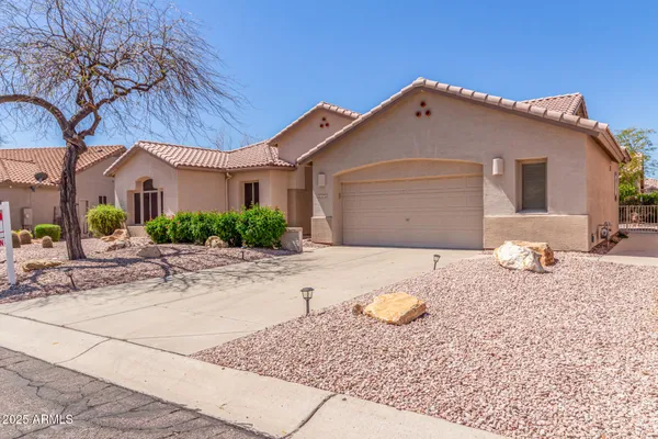 Property Slideshow image 2 of 33 | 5372 s cat claw dr, Gold Canyon, AZ, 85118