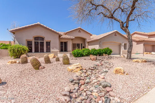 Property Slideshow image 3 of 33 | 5372 s cat claw dr, Gold Canyon, AZ, 85118