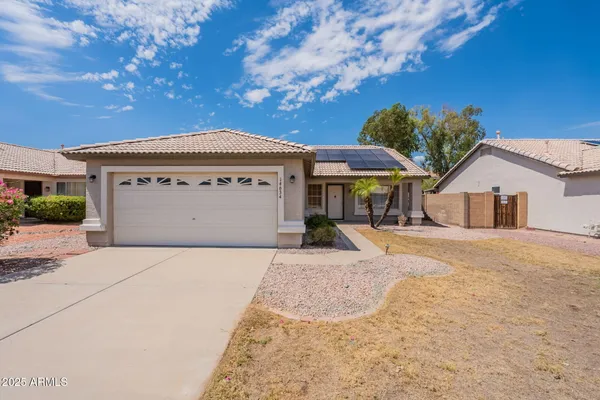 Property Slideshow image 2 of 36 | 14634 w marcus dr, Surprise, AZ, 85374