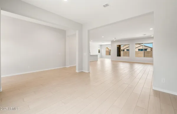 Property Slideshow image 3 of 39 | 7870 w mockingbird way, Florence, AZ, 85132