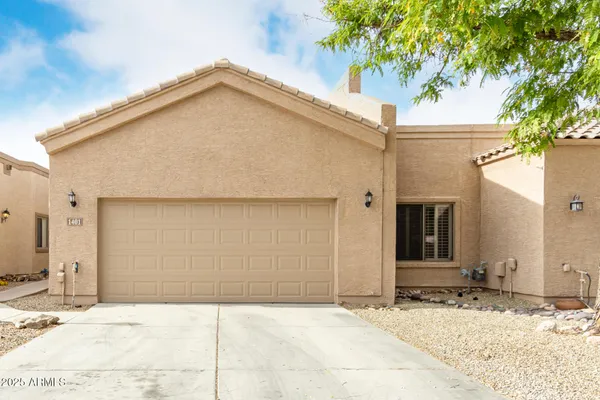 Property Slideshow image 3 of 31 | 18650 n 91st ave unit 1401, Peoria, AZ, 85382