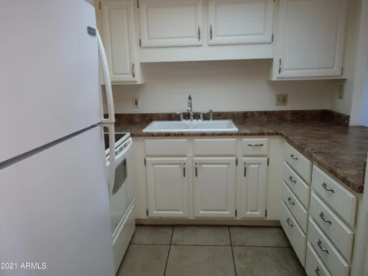 Property Slideshow image 2 of 34 | 10330 w thunderbird blvd a333, Sun City, AZ, 85351