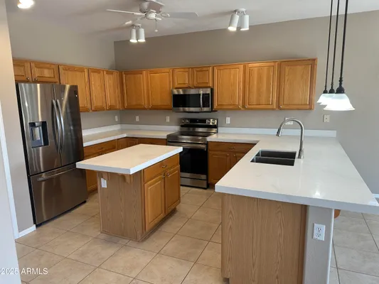 Property Slideshow image 3 of 37 | 6460 s springs pl, Chandler, AZ, 85249