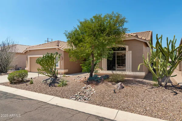 Property Slideshow image 3 of 35 | 7117 e mariola ct, Gold Canyon, AZ, 85118
