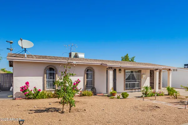 Property Slideshow image 2 of 31 | 15618 n 21st st, Phoenix, AZ, 85022