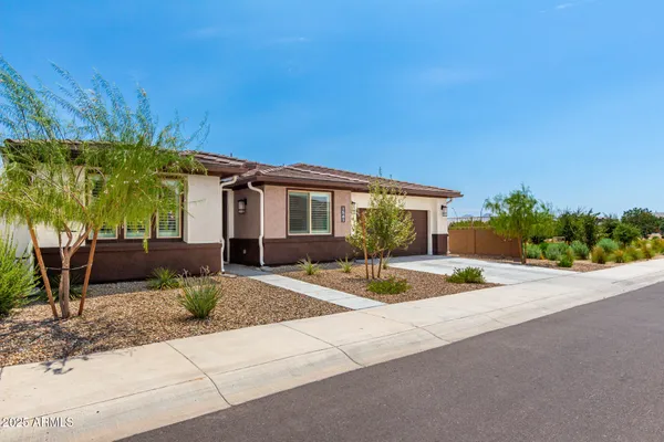 Property Slideshow image 2 of 59 | 1541 w camina buena vis, San Tan Valley, AZ, 85140