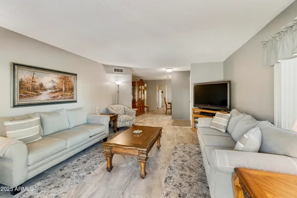 Property Slideshow image 3 of 37 | 649 s arrowwood way, Mesa, AZ, 85208