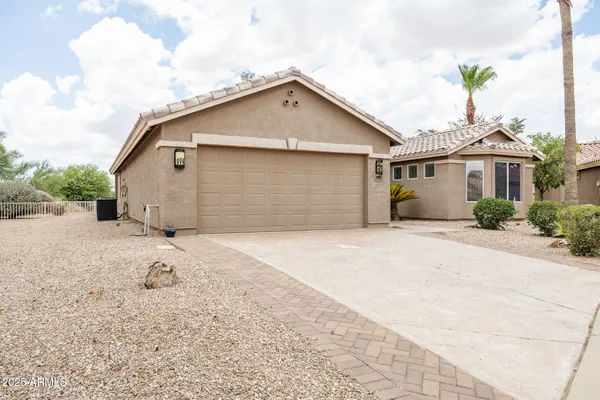 Property Slideshow image 3 of 47 | 255 n san juan trl, Casa Grande, AZ, 85194