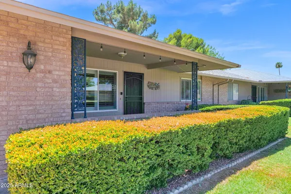 Property Slideshow image 2 of 24 | 9701 w shasta dr, Sun City, AZ, 85351