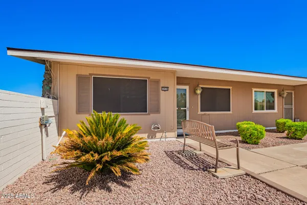 Property Slideshow image 2 of 23 | 10528 w coggins dr, Sun City, AZ, 85351