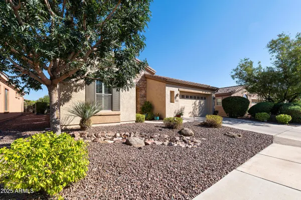 Property Slideshow image 3 of 55 | 4430 e carob dr, Gilbert, AZ, 85298