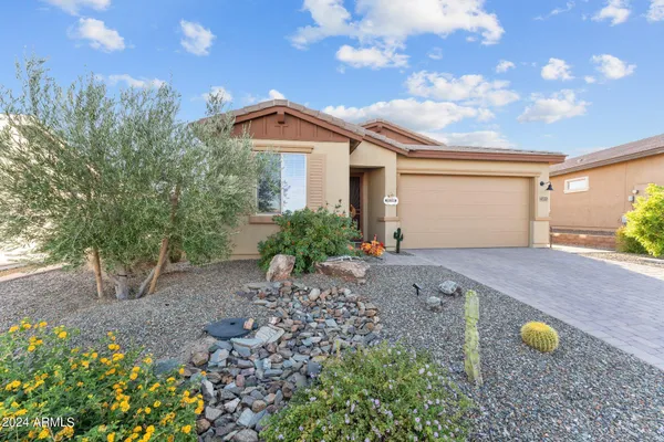 Property Slideshow image 2 of 45 | 4320 buffalo rdg, Wickenburg, AZ, 85390