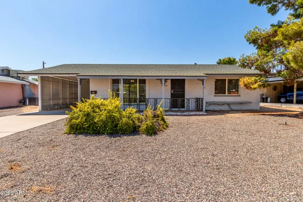 Property Slideshow image 2 of 32 | 12216 n 107th ave, Sun City, AZ, 85351