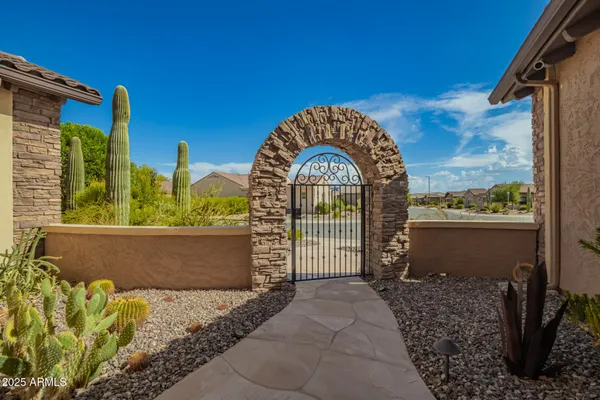 Property Slideshow image 3 of 41 | 6832 w stony quail way, Florence, AZ, 85132