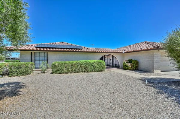 Property Slideshow image 2 of 47 | 13215 n lakeforest dr, Sun City, AZ, 85351