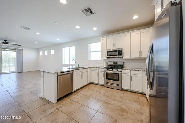 Property Slideshow image 3 of 37 | 24746 n 171st ln, Surprise, AZ, 85387