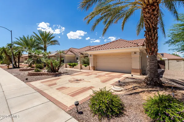 Property Slideshow image 3 of 56 | 15612 w greystone dr, Sun City West, AZ, 85375