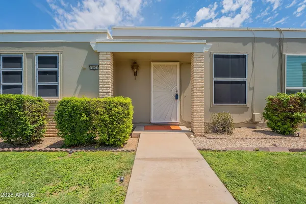 Property Slideshow image 2 of 35 | 10072 w lancaster dr, Sun City, AZ, 85351