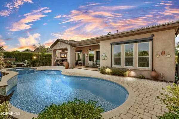 Property Slideshow image 2 of 28 | 29989 n whipsaw rd, Peoria, AZ, 85383