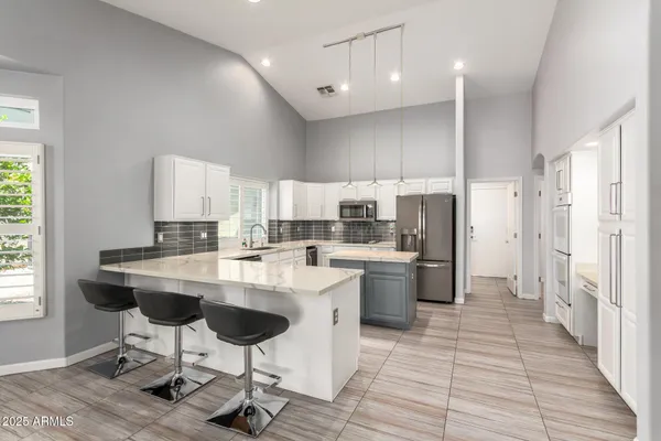 Property Slideshow image 3 of 42 | 19720 n 83rd dr, Peoria, AZ, 85382