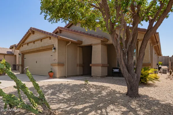 Property Slideshow image 3 of 46 | 697 w twin peaks pkwy, San Tan Valley, AZ, 85143