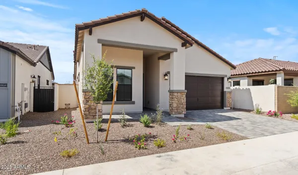 Property Slideshow image 2 of 47 | 20315 w roma ave, Buckeye, AZ, 85396