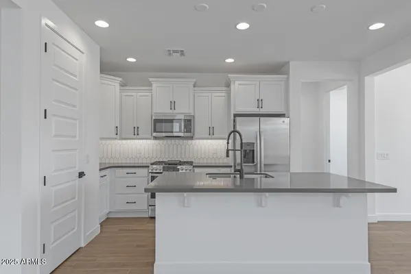 Property Slideshow image 3 of 42 | 18126 w hiddenview dr, Goodyear, AZ, 85338