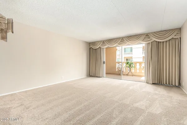 Property Slideshow image 3 of 37 | 7930 e camelback rd 505, Scottsdale, AZ, 85251