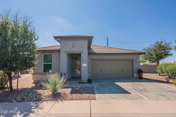 Property Slideshow image 2 of 32 | 41793 w canasta ln, Maricopa, AZ, 85138