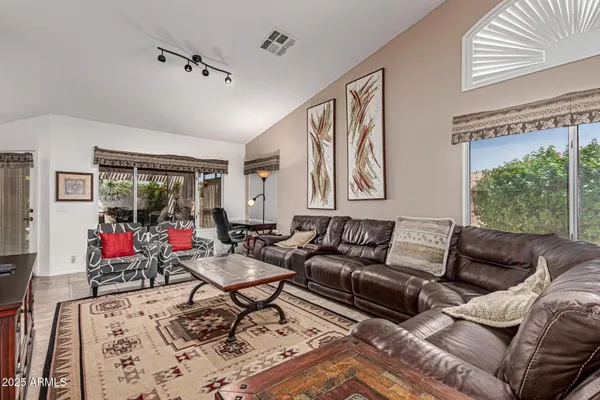 Property Slideshow image 3 of 30 | 8338 w morrow dr, Peoria, AZ, 85382