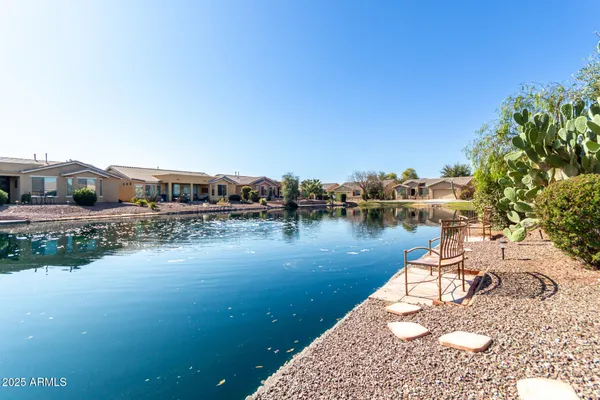 Property Slideshow image 3 of 76 | 42621 w heavenly pl, Maricopa, AZ, 85138