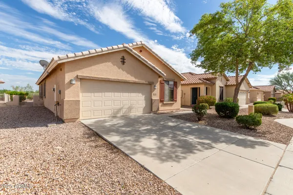 Property Slideshow image 3 of 33 | 22529 w twilight trl, Buckeye, AZ, 85326