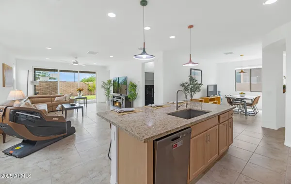 Property Slideshow image 3 of 34 | 5823 s del rancho, Mesa, AZ, 85212