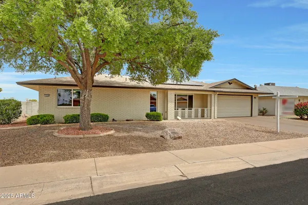 Property Slideshow image 2 of 62 | 13250 w bellwood dr, Sun City West, AZ, 85375