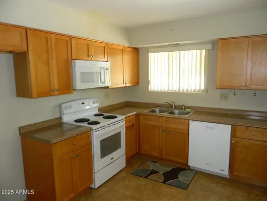 Property Slideshow image 3 of 22 | 10916 w peoria ave, Sun City, AZ, 85351