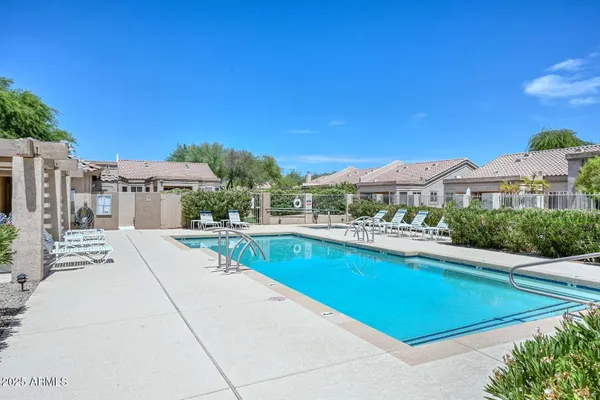 Property Slideshow image 3 of 33 | 19405 n 83rd dr, Peoria, AZ, 85382