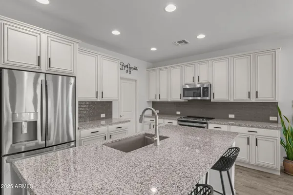 Property Slideshow image 3 of 55 | 3201 buckaroo ct, Wickenburg, AZ, 85390