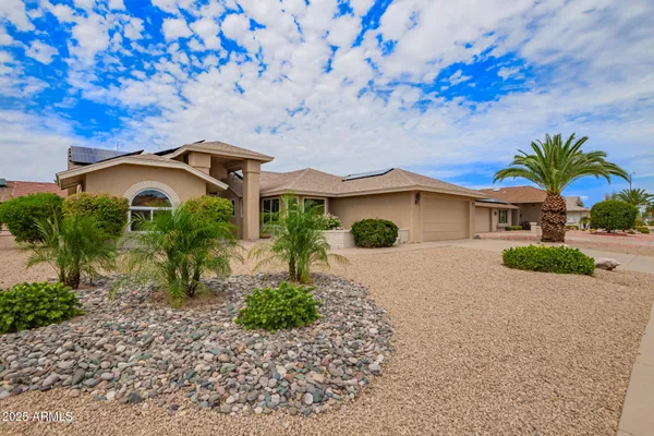Property Slideshow image 2 of 19 | 13910 w oak glen dr, Sun City West, AZ, 85375