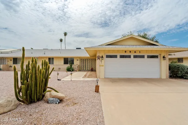 Property Slideshow image 2 of 28 | 9961 w bolivar dr, Sun City, AZ, 85351