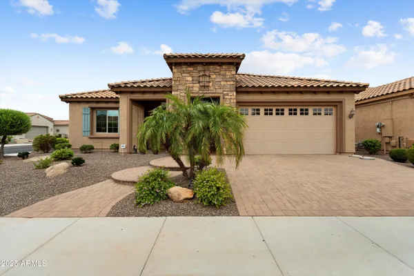 Property Slideshow image 2 of 47 | 26342 w firehawk dr, Buckeye, AZ, 85396