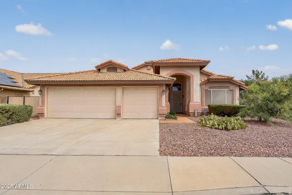 Property Slideshow image 2 of 46 | 10936 n ventana dr, Peoria, AZ, 85373