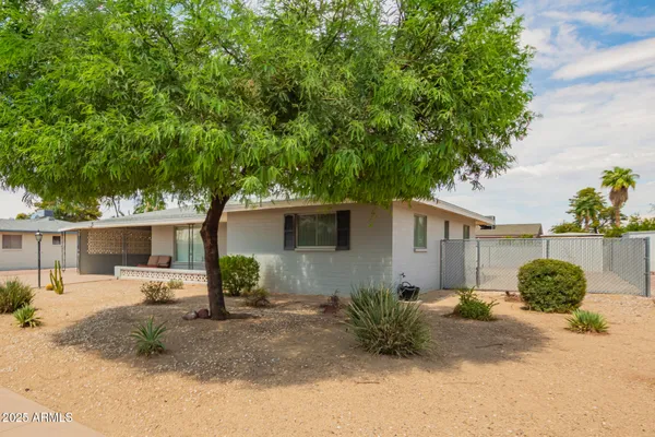 Property Slideshow image 3 of 20 | 5252 e des moines st, Mesa, AZ, 85205