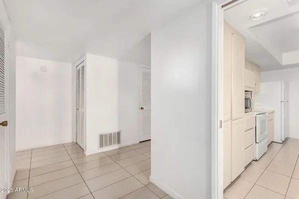 Property Slideshow image 3 of 26 | 11139 w cameo dr, Sun City, AZ, 85351